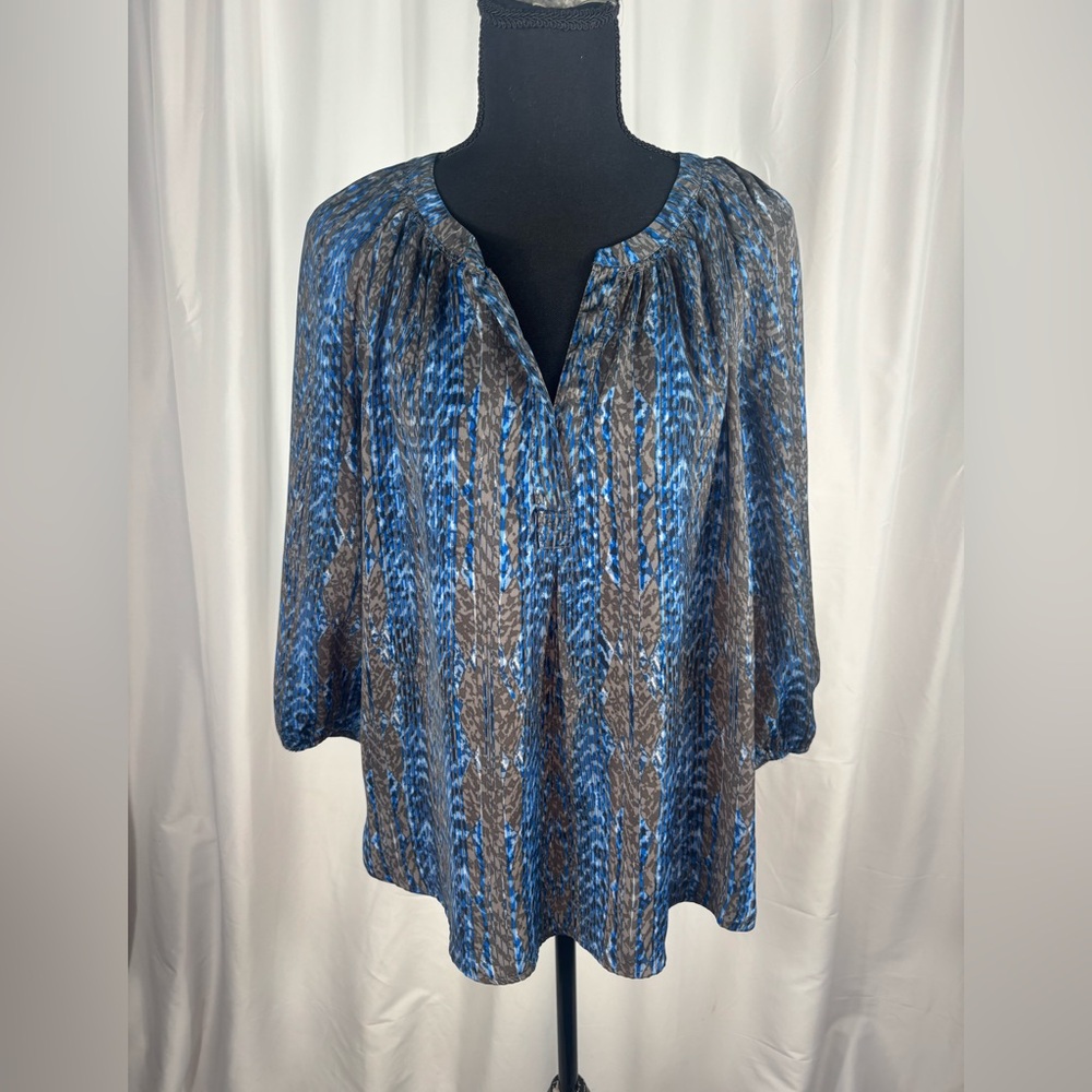 Willi Smith Abstract Geometric Print V-Neck Blouse - Blue & Gray - Size Small
